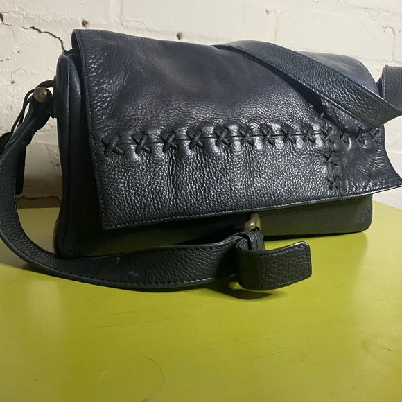 Leather satchel bag - Picture 1 of 3